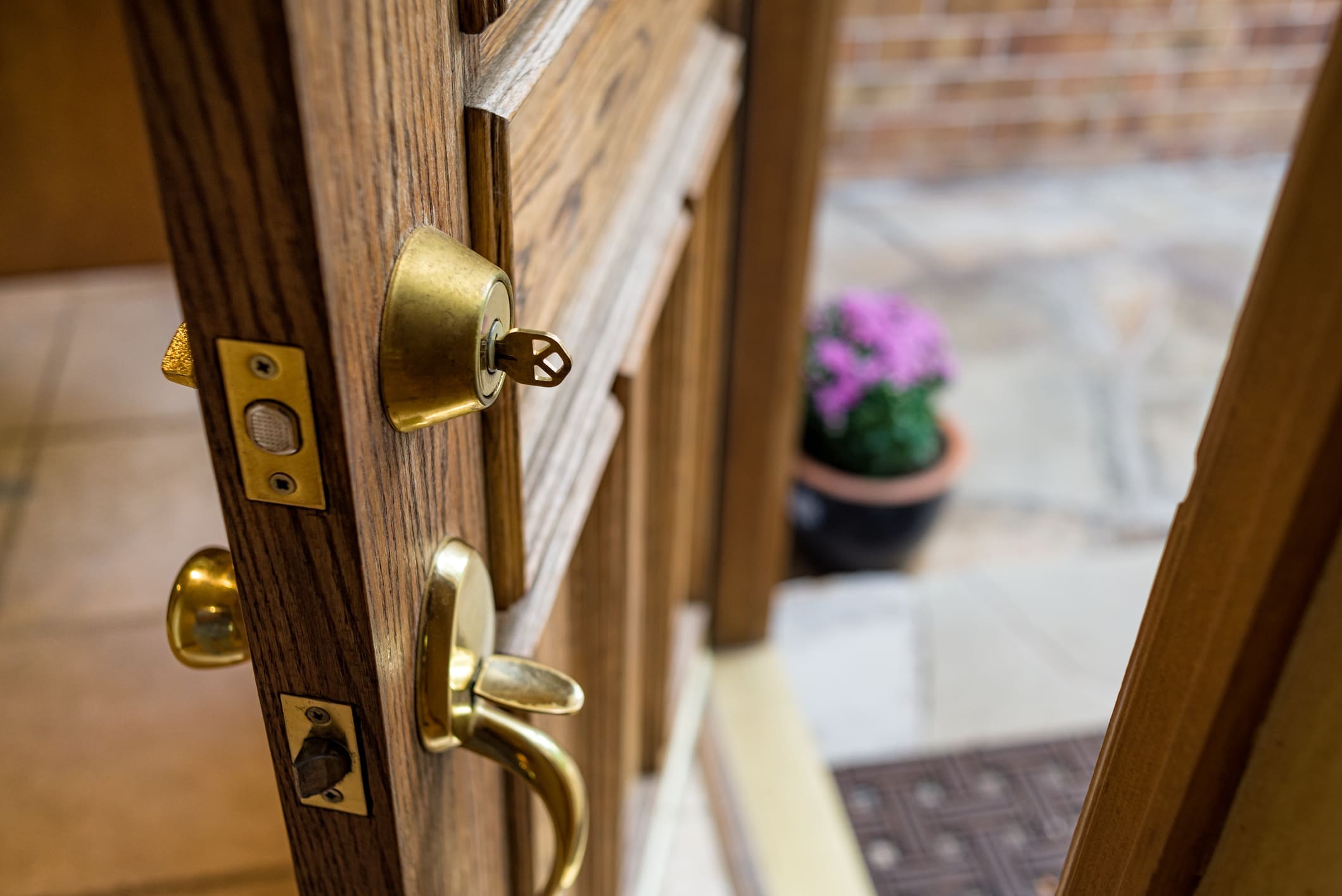 How To Fix Squeaky Doors In Your House AMJ